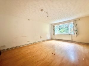 Living Room- click for photo gallery